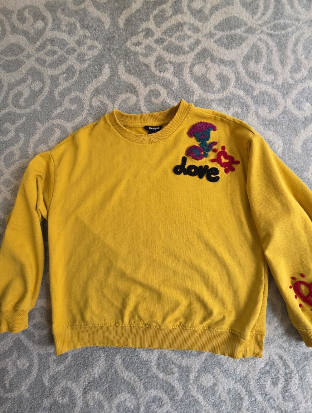 Desigual Gold/Yellow London 'Love' Embroidered Crewneck Sweatshirt Medium